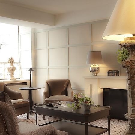 Hotel Lenox Saint Germain パリ 部屋 写真