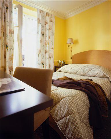 Hotel Lenox Saint Germain パリ 部屋 写真
