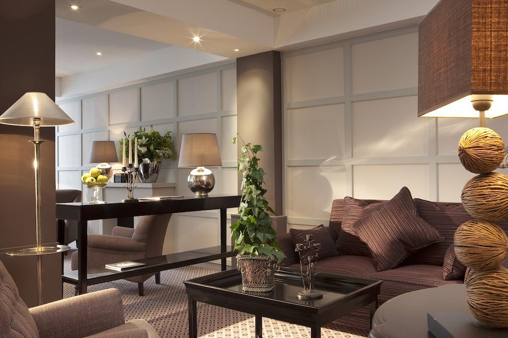 Hotel Lenox Saint Germain パリ 部屋 写真