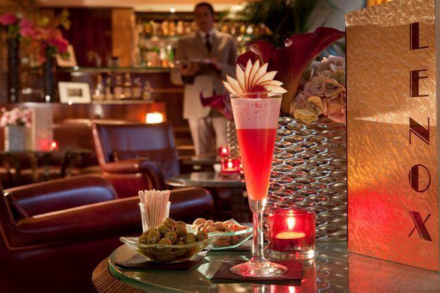 Hotel Lenox Saint Germain パリ 部屋 写真